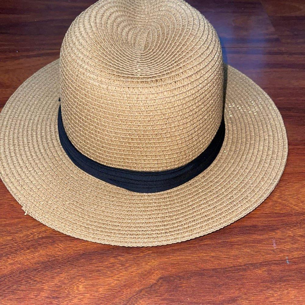 Women's Beach Hat